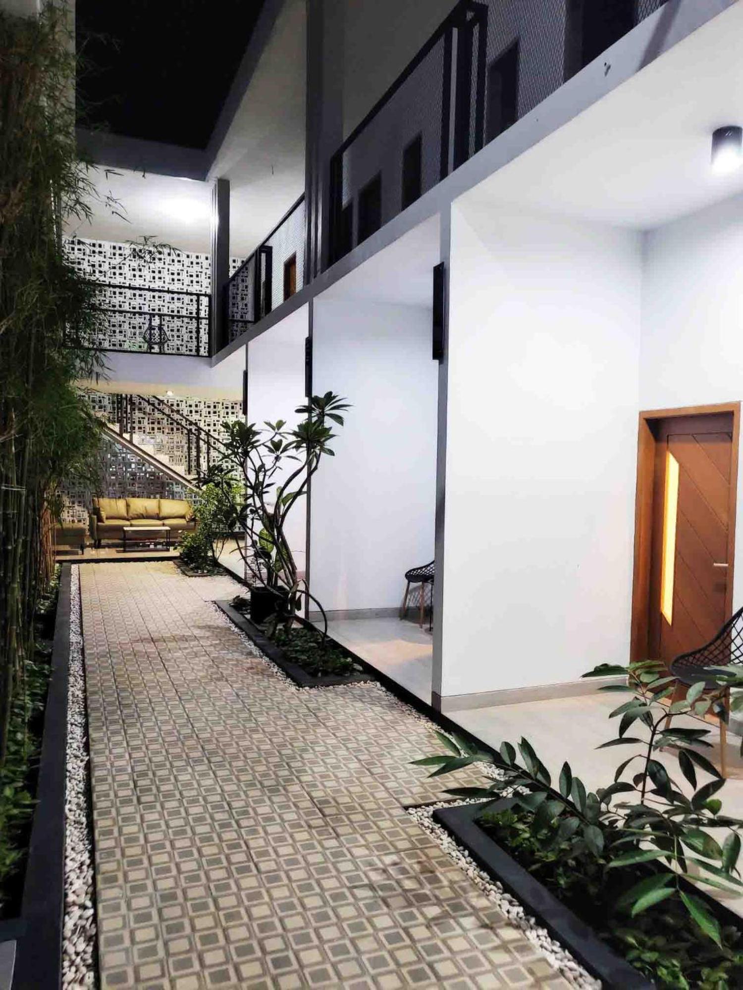 Blitar Cabin15 - Syariah מראה חיצוני תמונה
